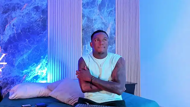 Snapshot of Troykhalil chatting on September 29, 2025, 8:13 pm Troykhalil online show from September 29, 2025, 8:13 pm