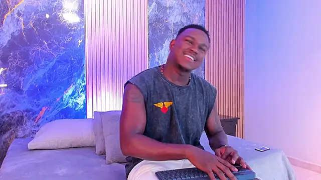 Snapshot of Troykhalil chatting on October 14, 2025, 9:37 pm Troykhalil online show from October 14, 2025, 9:37 pm