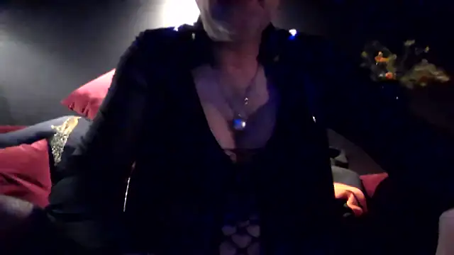 Snapshot of biffboff123 chatting on June 16, 2026, 10:23 pm biffboff123 online show from June 16, 2026, 10:23 pm