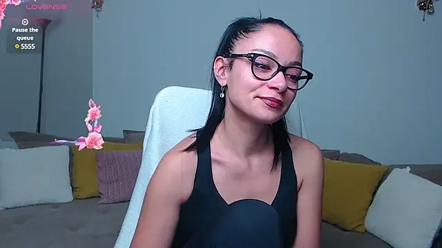 Snapshot of BabySerene chatting on December 6, 2024, 10:52 pm BabySerene online show from December 6, 2024, 10:52 pm