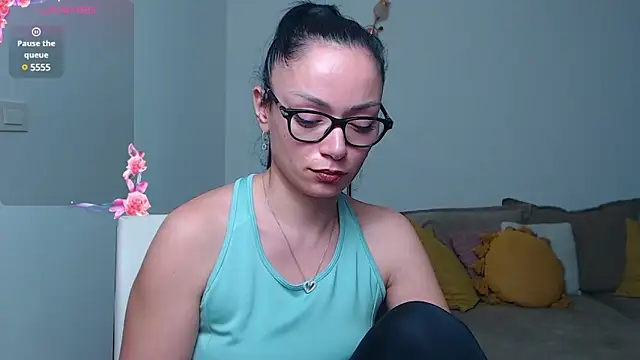 Snapshot of BabySerene chatting on February 6, 2025, 7:45 am BabySerene online show from February 6, 2025, 7:45 am