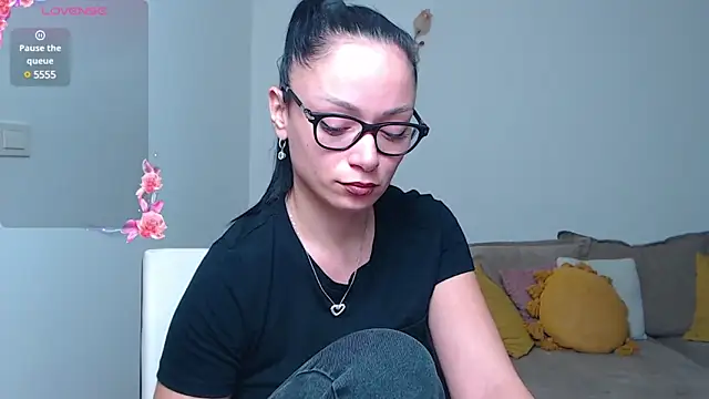 Snapshot of BabySerene chatting on February 11, 2025, 6:08 am BabySerene online show from February 11, 2025, 6:08 am