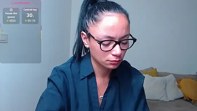 Snapshot of BabySerene chatting on October 13, 2025, 1:38 am BabySerene online show from October 13, 2025, 1:38 am