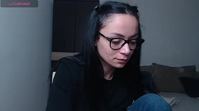 Snapshot of BabySerene chatting on April 18, 2026, 3:32 am BabySerene online show from April 18, 2026, 3:32 am