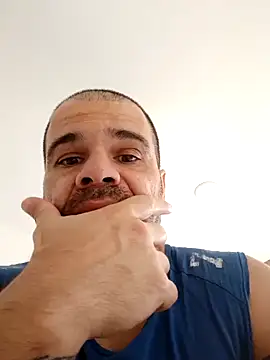 LEIRIS Y FRED 01 online show from December 2, 2024, 5:37 pm