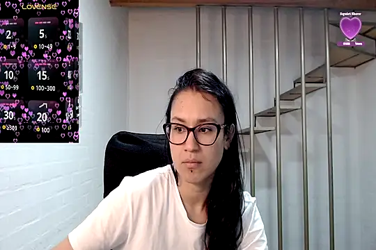 Jessie Desire online show from December 19, 2025, 1:45 am