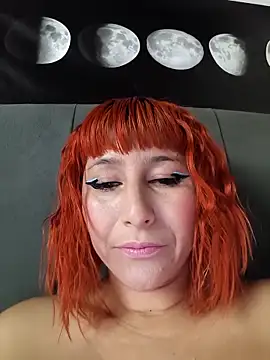 florecita9 online show from November 28, 2025, 5:48 pm