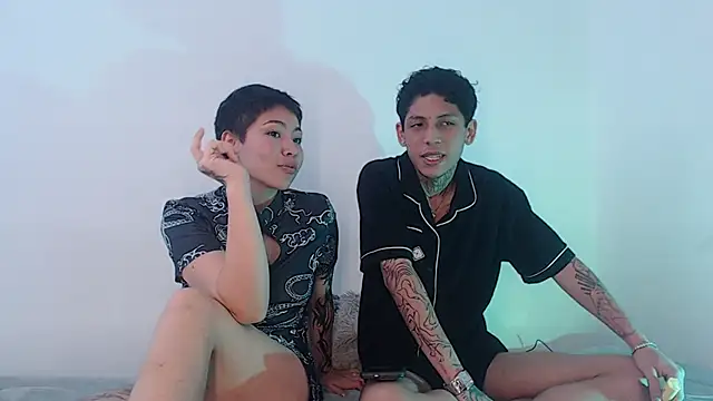 Snapshot of Sebas_And_Mila chatting on September 17, 2025, 4:30 pm Sebas And Mila online show from September 17, 2025, 4:30 pm