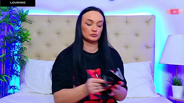 Snapshot of DaliyaArabian chatting on January 3, 2025, 4:16 pm DaliyaArabian online show from January 3, 2025, 4:16 pm