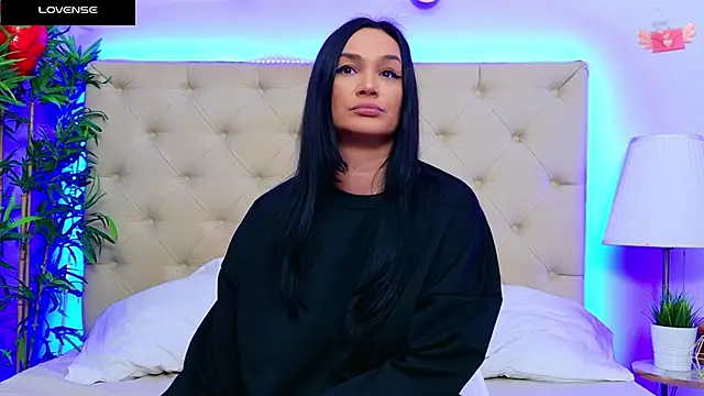 Snapshot of DaliyaArabian chatting on February 7, 2025, 7:06 pm DaliyaArabian online show from February 7, 2025, 7:06 pm