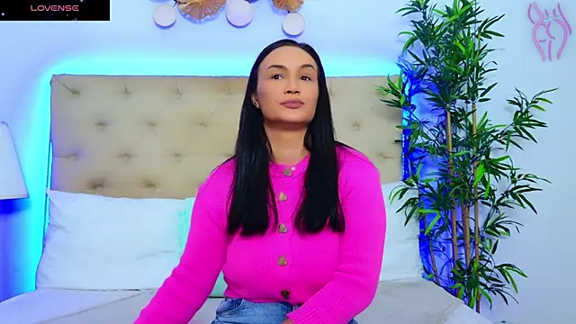 DaliyaArabian online show from October 22, 2025, 12:05 pm