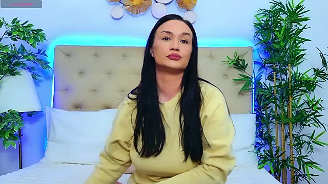 DaliyaArabian online show from March 24, 2026, 1:27 pm