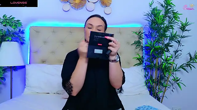 DaliyaArabian online show from July 2, 2026, 12:11 pm
