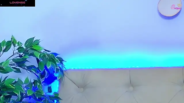 DaliyaArabian online show from July 28, 2026, 4:39 pm