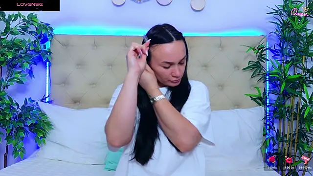 DaliyaArabian online show from July 30, 2026, 12:15 pm