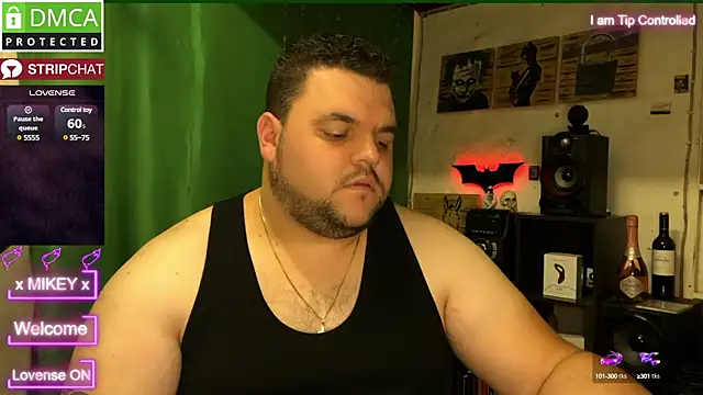 Snapshot of Mikey-HH chatting on December 4, 2024, 3:37 am Mikey-HH online show from December 4, 2024, 3:37 am