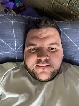 Snapshot of Mikey-HH chatting on December 5, 2024, 4:12 pm Mikey-HH online show from December 5, 2024, 4:12 pm