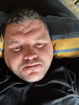 Snapshot of Mikey-HH chatting on February 26, 2025, 1:52 pm Mikey-HH online show from February 26, 2025, 1:52 pm