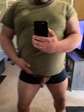 Snapshot of Mikey-HH chatting on September 17, 2025, 8:16 am Mikey-HH online show from September 17, 2025, 8:16 am