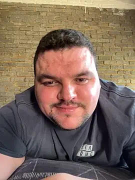 Snapshot of Mikey-HH chatting on October 12, 2025, 2:16 pm Mikey-HH online show from October 12, 2025, 2:16 pm