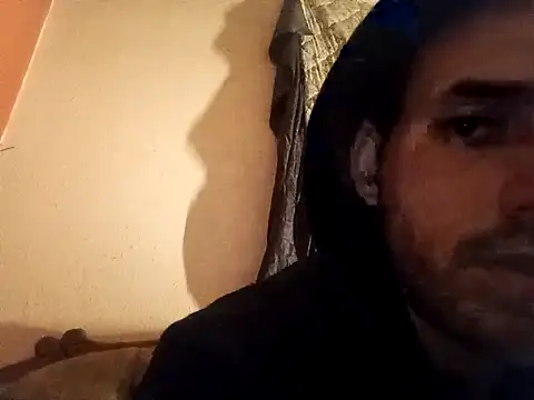 Chatoxxx614 online show from February 26, 2025, 8:37 am