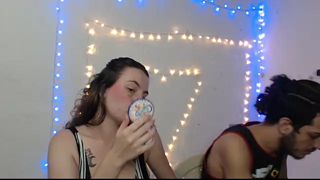 Snapshot of Calypso_and_Dimitri chatting on January 23, 2025, 3:37 am Calypso and Dimitri online show from January 23, 2025, 3:37 am