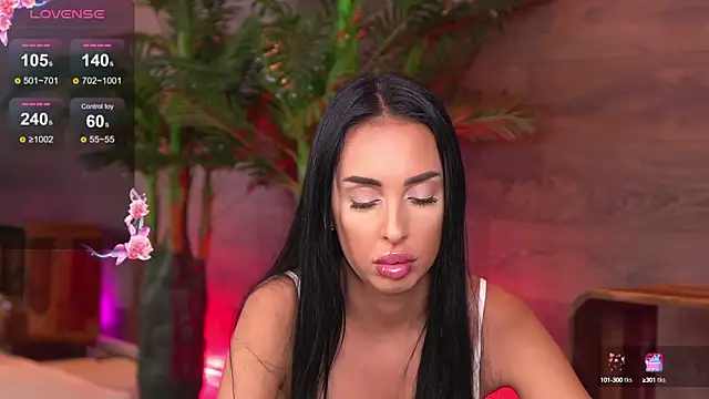 KairaAndrews online show from September 18, 2025, 6:21 pm