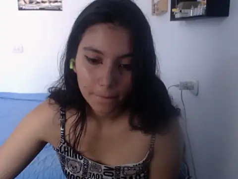 HannaKlein online show from March 8, 2025, 1:47 pm