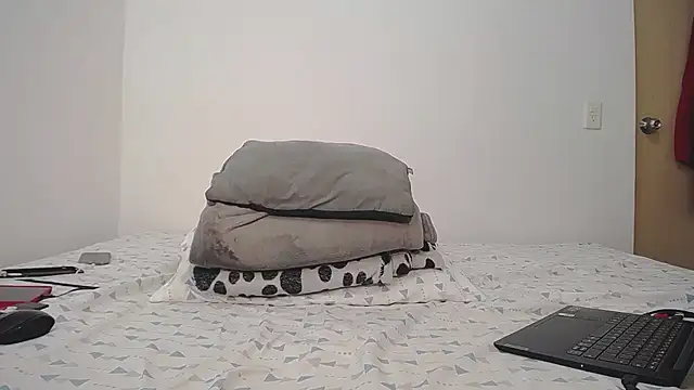 Snapshot of TommyMyler chatting on January 24, 2025, 3:45 pm TommyMyler online show from January 24, 2025, 3:45 pm