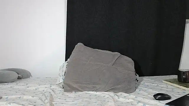 Snapshot of TommyMyler chatting on October 13, 2025, 2:22 am TommyMyler online show from October 13, 2025, 2:22 am