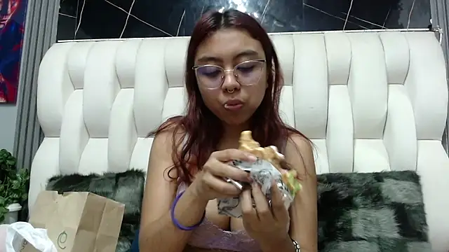 Ava jones1 online show from January 18, 2026, 4:05 am