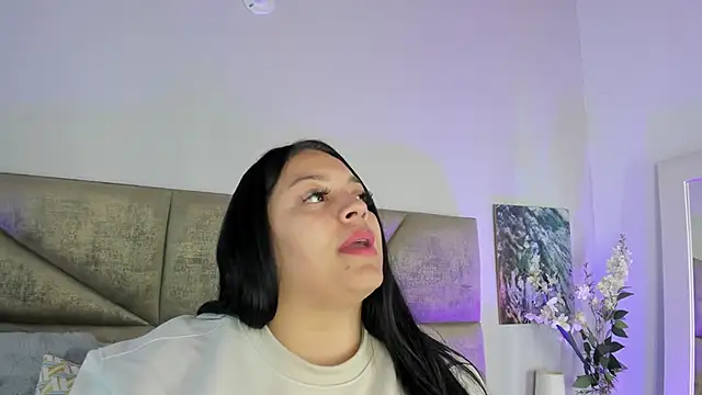 Salomesimos1 online show from February 11, 2025, 4:56 pm