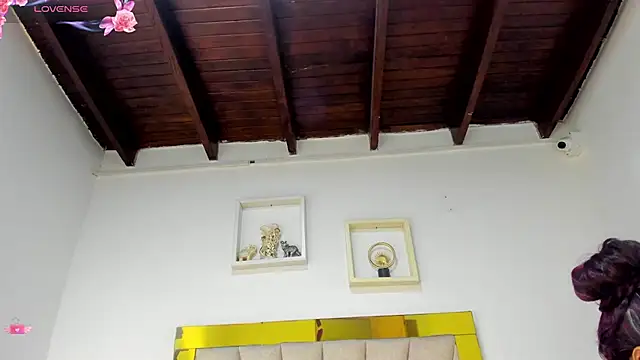 vahiolet fuentes online show from March 19, 2026, 2:59 am