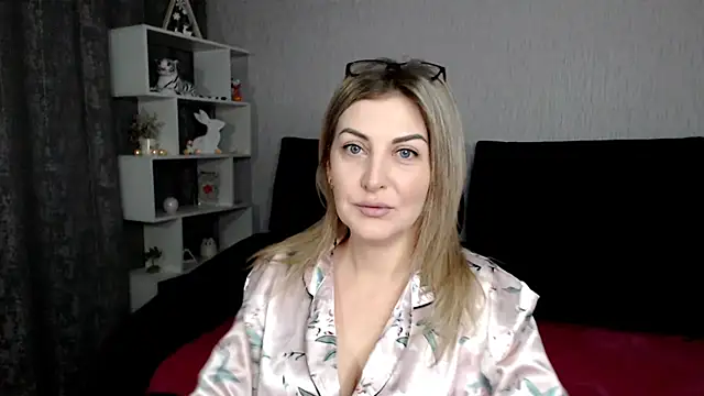 Amelia Harper online show from January 24, 2025, 2:08 pm