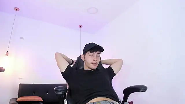 DiegoRogue  online show from December 11, 2024, 3:37 pm