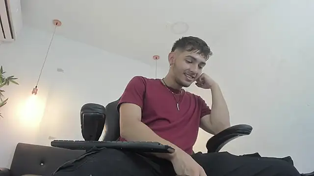 DiegoRogue  online show from December 16, 2024, 12:49 pm