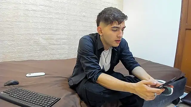 DiegoRogue  online show from December 18, 2024, 1:12 pm