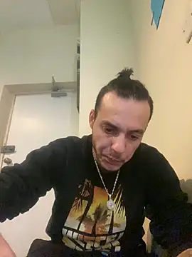 Snapshot of Alexandrupgixx chatting on January 24, 2025, 12:20 am Alexandrupgixx online show from January 24, 2025, 12:20 am