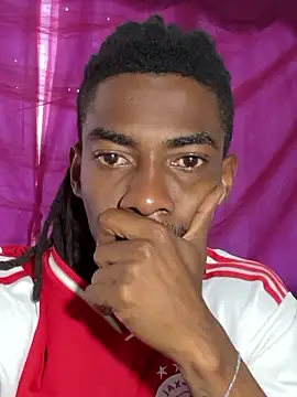 Snapshot of Malkon_Big chatting on October 5, 2025, 5:55 pm Malkon Big online show from October 5, 2025, 5:55 pm