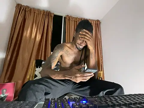 Malkon Big online show from December 21, 2025, 4:08 am