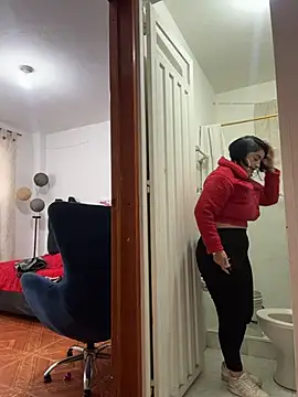 Snapshot of karenlennox1 chatting on January 14, 2026, 9:20 pm karenlennox1 online show from January 14, 2026, 9:20 pm