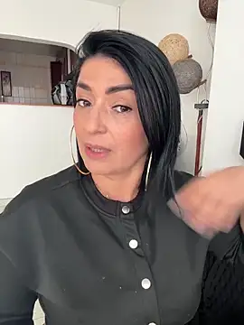 Snapshot of karenlennox1 chatting on March 27, 2026, 10:09 pm karenlennox1 online show from March 27, 2026, 10:09 pm