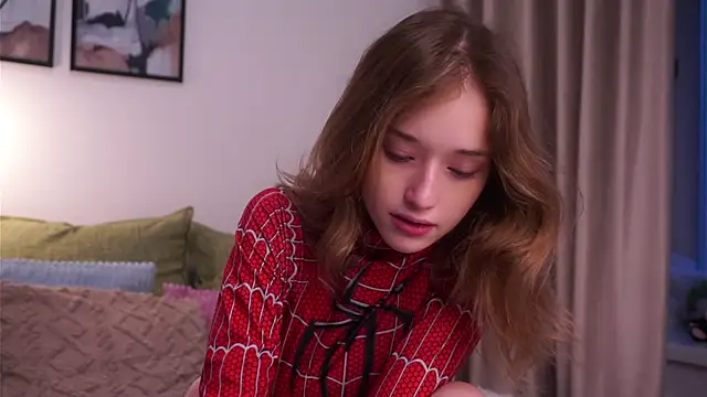 EdlinHargus online show from November 7, 2025, 1:27 am