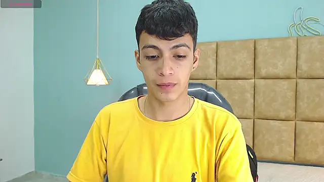SkinnyBoy  online show from January 8, 2025, 12:26 pm
