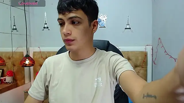 SkinnyBoy  online show from January 13, 2025, 12:35 pm