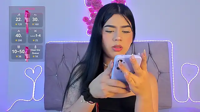 Ashley piinkk  online show from March 12, 2026, 7:47 am