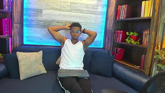 Snapshot of JamalMyst chatting on December 29, 2024, 3:44 am JamalMyst online show from December 29, 2024, 3:44 am