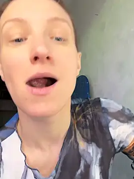 UmaTruewoman online show from November 12, 2025, 7:09 am