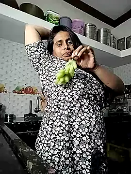 Rasmalai786 online show from March 5, 2025, 7:27 am