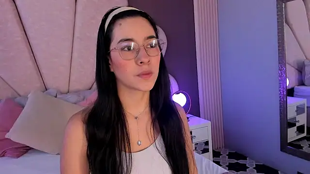 Snapshot of Susa1userma_ chatting on March 7, 2026, 12:02 pm Susa1userma online show from March 7, 2026, 12:02 pm
